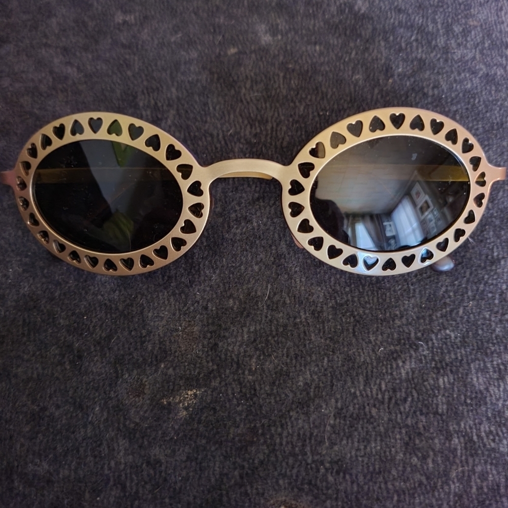 Trendy fashion vogue sunglasses Hp🔥🔥🔥🔥 - Picture 5 of 7